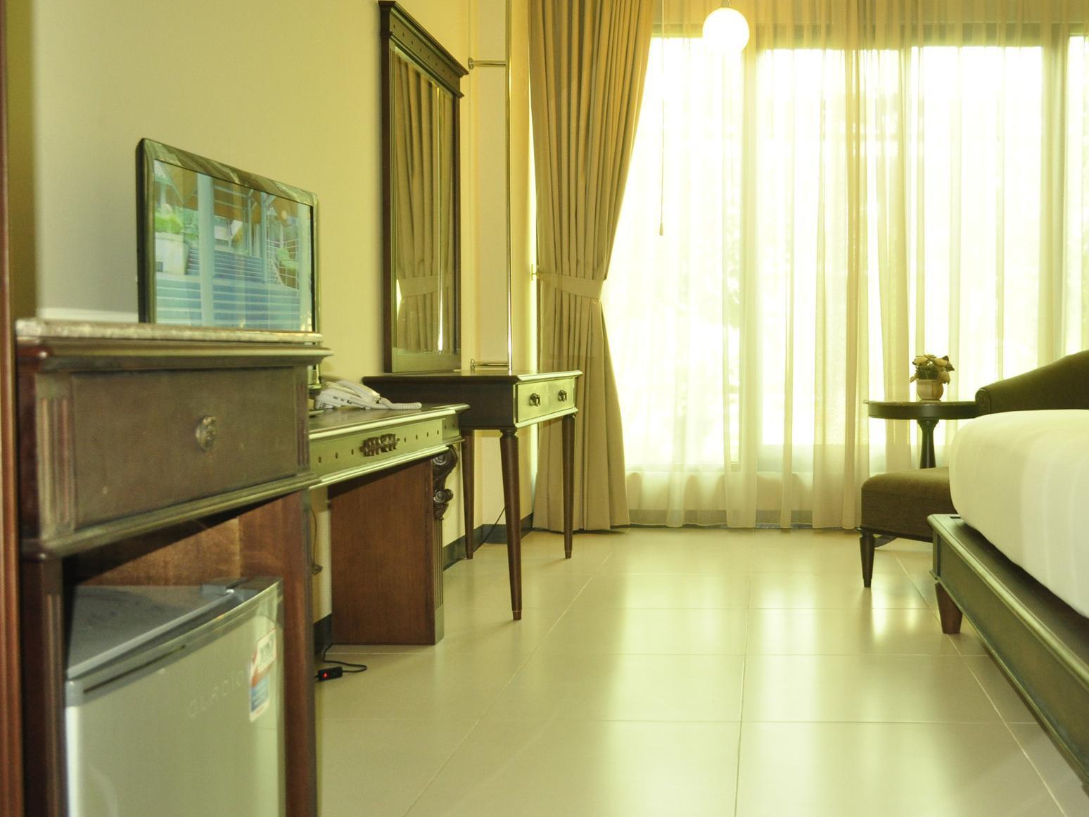 Maharani Guest House Yogyakarta Exterior foto